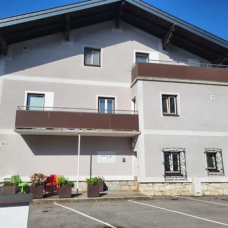 Quartier No. 7 - Serviced Living Daire Grödig